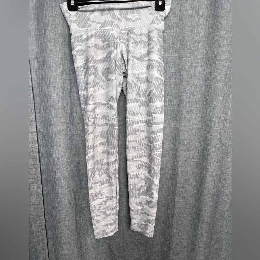 Strut-This Women's Leggings Size One Size Made in USA White/gray